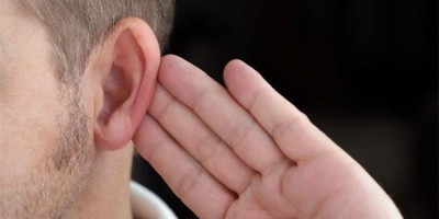 Ouvindo mal: 7 causas para a perda de audição!