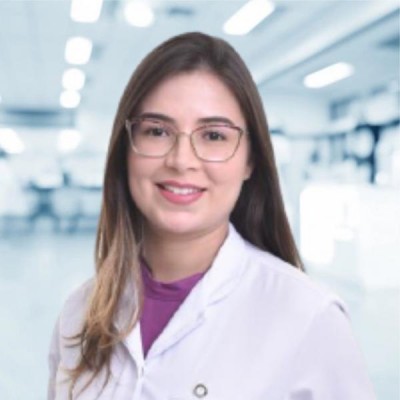 Dra. Débora Chaves Franco