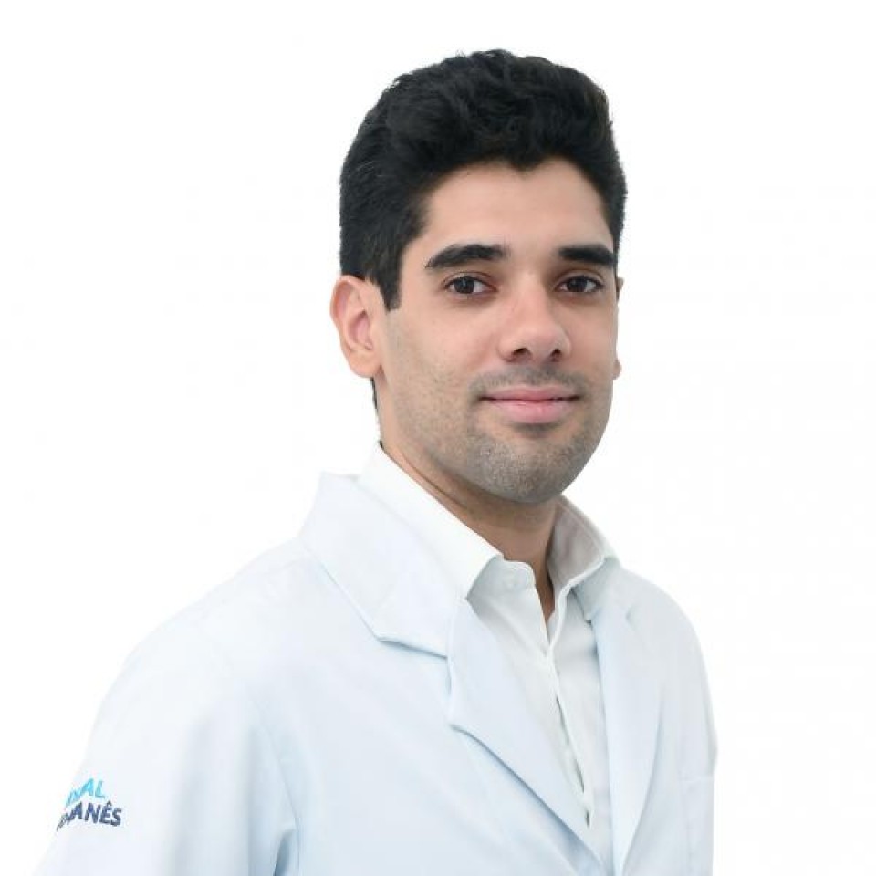 Dr. Everardo Leal Abreu 