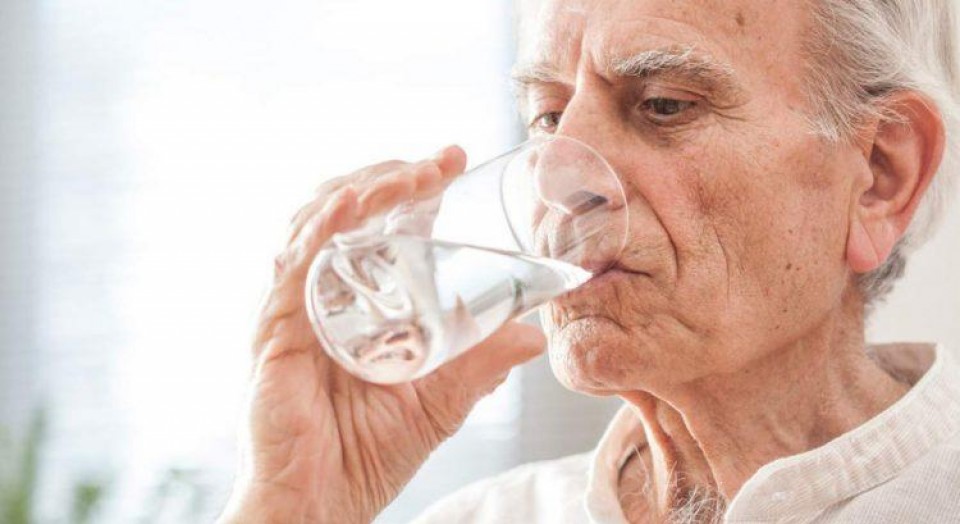 Desidratação: conheça os sinais e os perigos! Desidratação: conheça os sinais e os perigos!