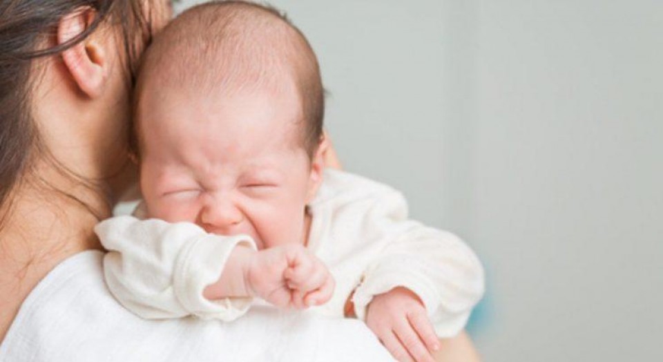 Constipação e cólicas na infância: como tratar? Constipação e cólicas na infância: como tratar?