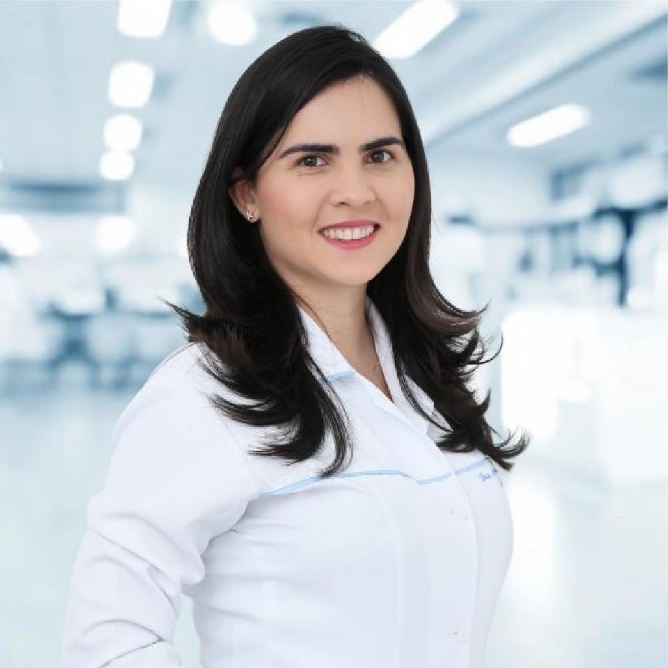 Dra. Eglantine Queiroz Bezerra Dra. Eglantine Queiroz Bezerra